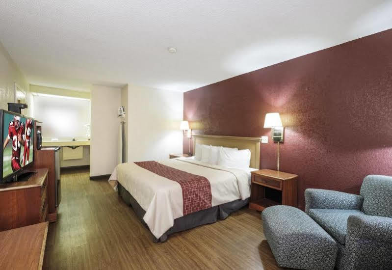 Quality Inn Емпория Екстериор снимка